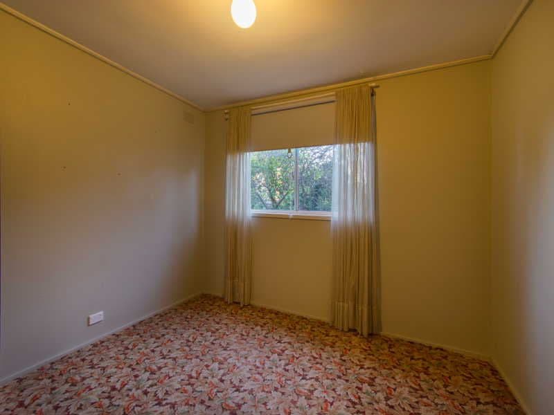 8 Frew Avenue, Frankston VIC 3199, Frankston - Thumbnail 6