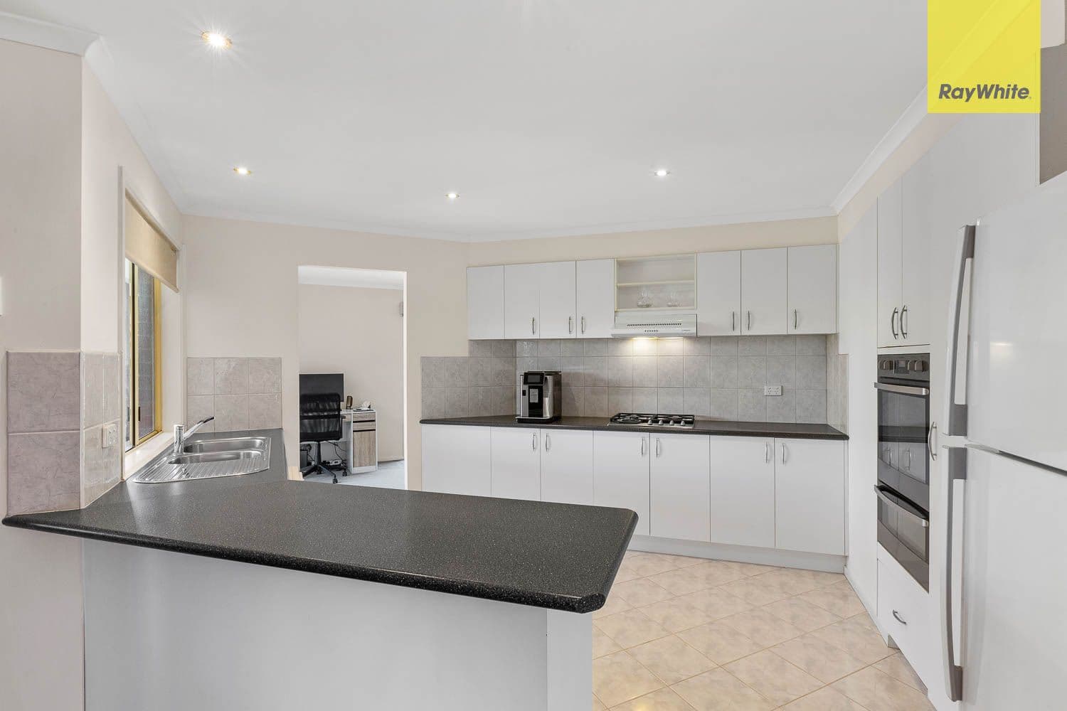 6 Rebecca Court, Hillside VIC 3037, Hillside - Thumbnail 5