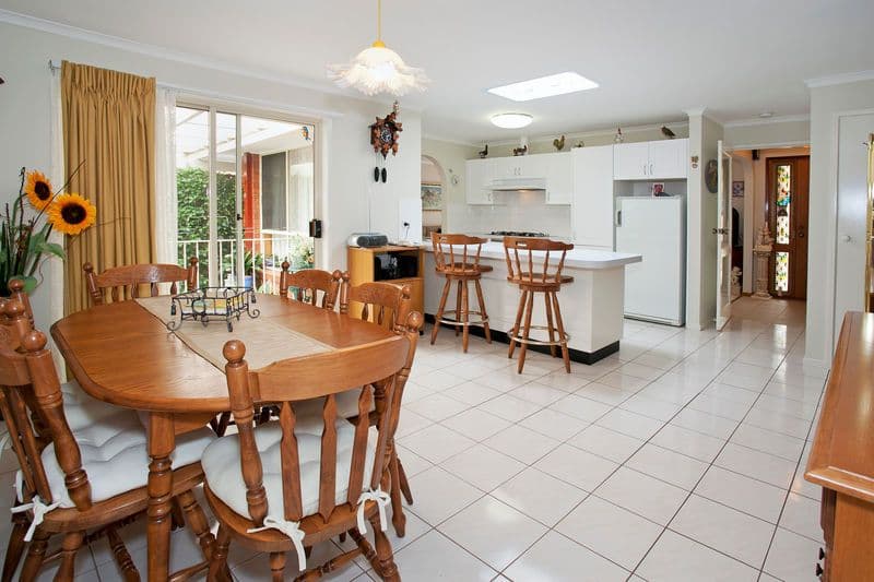 17  Rushden Close, BELL POST HILL VIC 3215, Bell Post Hill - Thumbnail 2