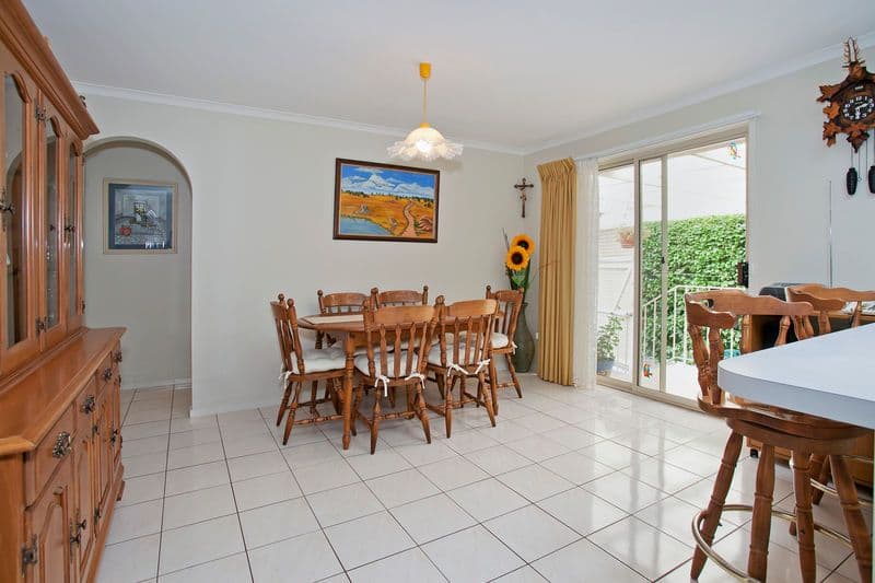 17  Rushden Close, BELL POST HILL VIC 3215, Bell Post Hill - Thumbnail 5