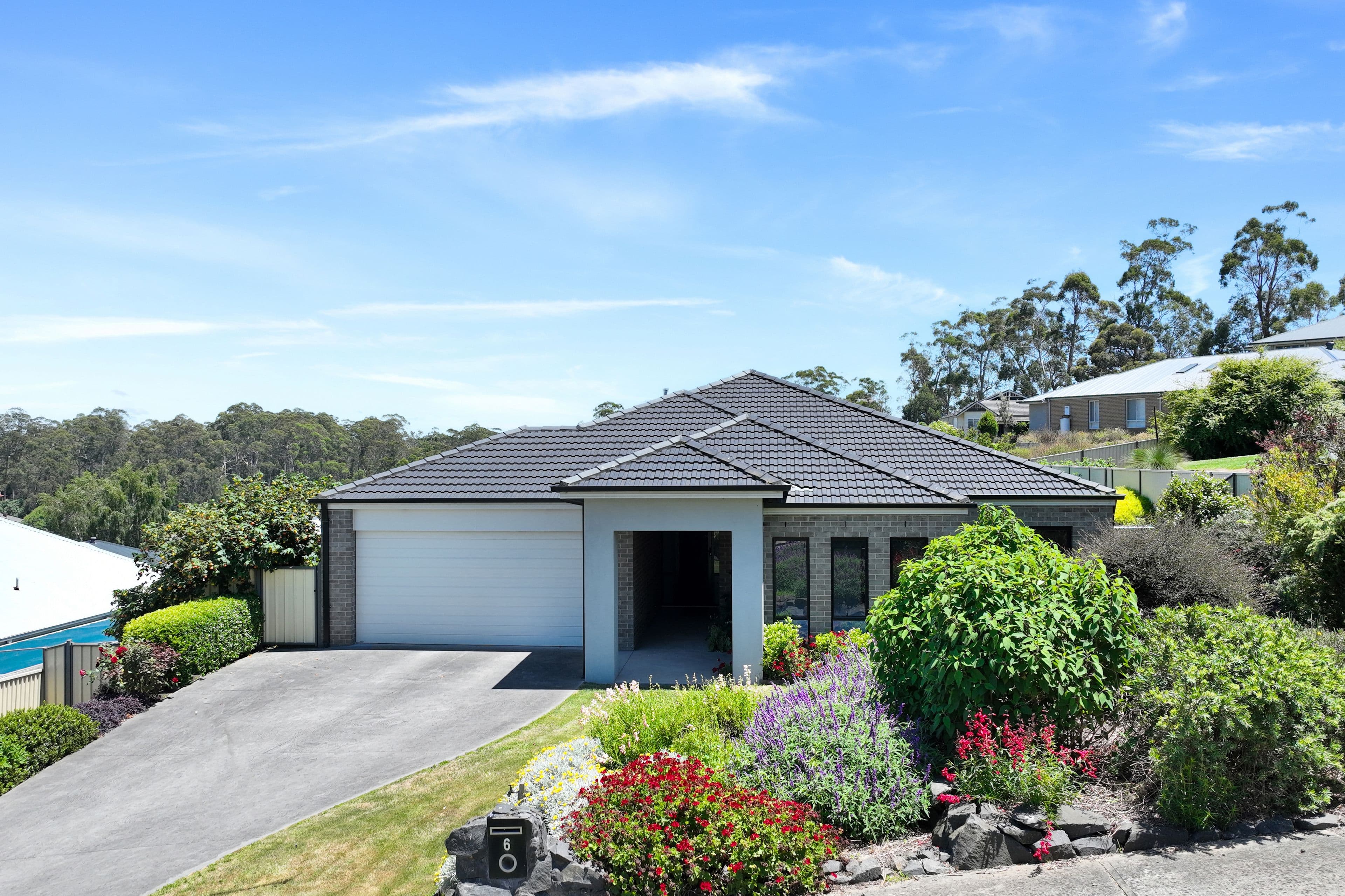 6 Bushy Park Court, Drouin VIC 3818, Drouin - Thumbnail 2