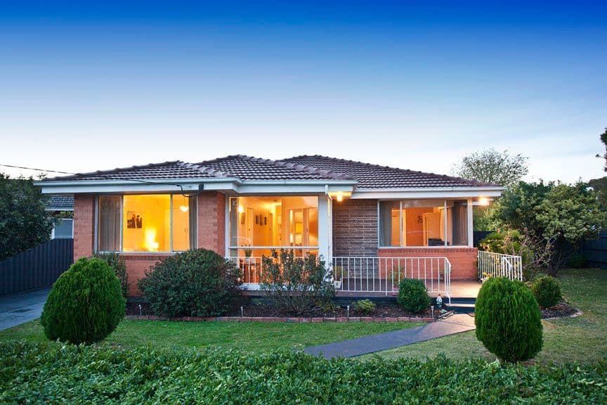 13 Johnson Drive, GLEN WAVERLEY VIC 3150, Glen Waverley - Image 1