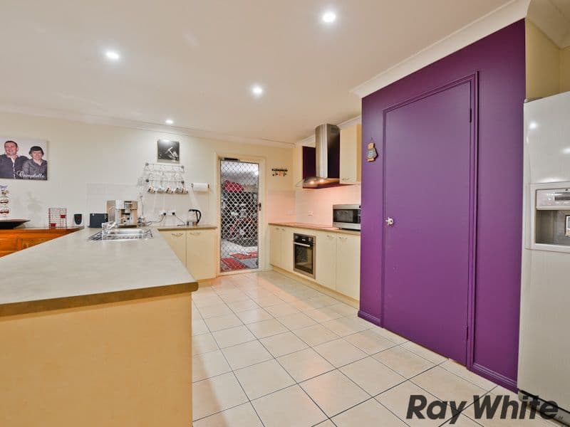 14 Dennis Close, Calamvale QLD 4116, Calamvale - Thumbnail 3