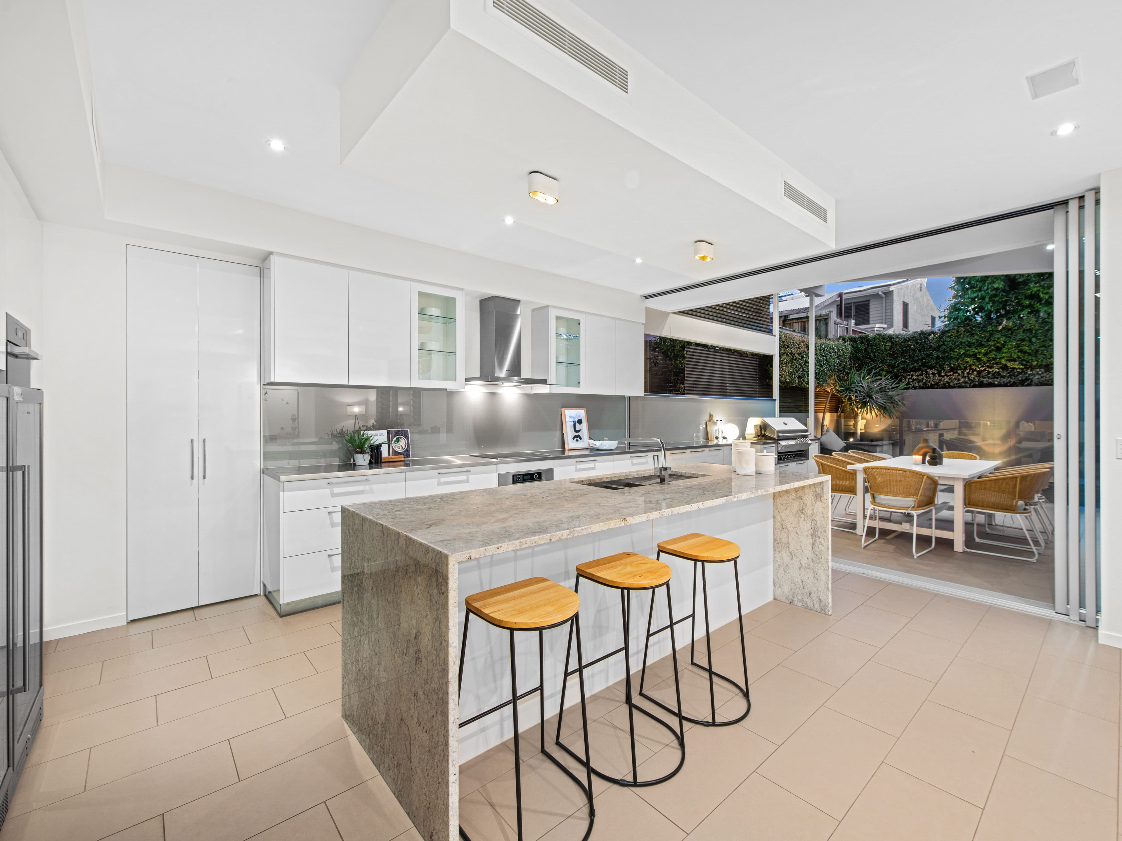 102 Pring Street, Hendra QLD 4011, Hendra - Thumbnail 7