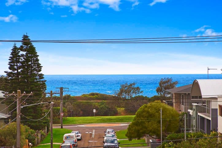 31 Farnell Street, CURL CURL NSW 2096, Curl Curl - Thumbnail 6