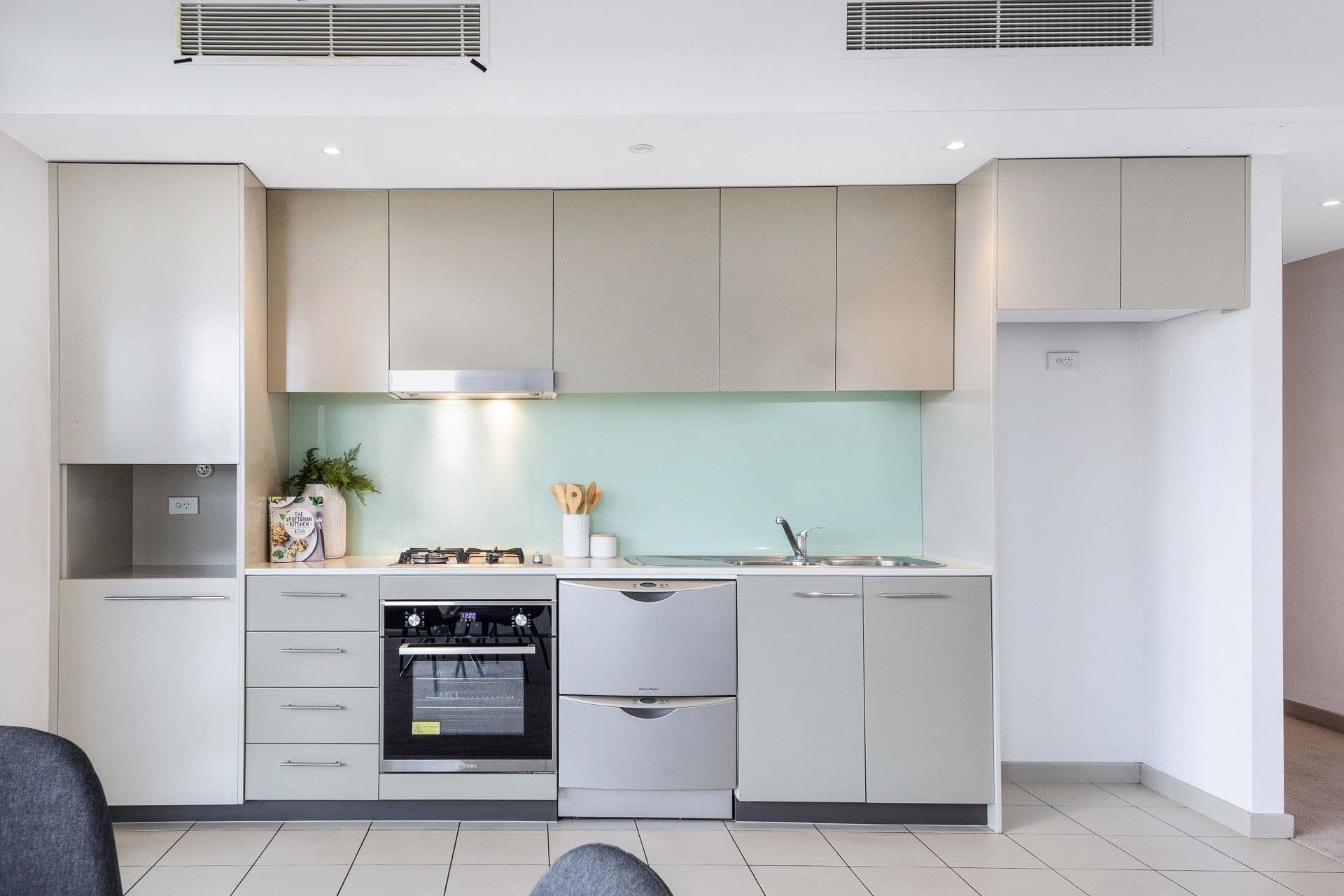 2 Walker Street, Rhodes NSW 2138, Rhodes - Thumbnail 2