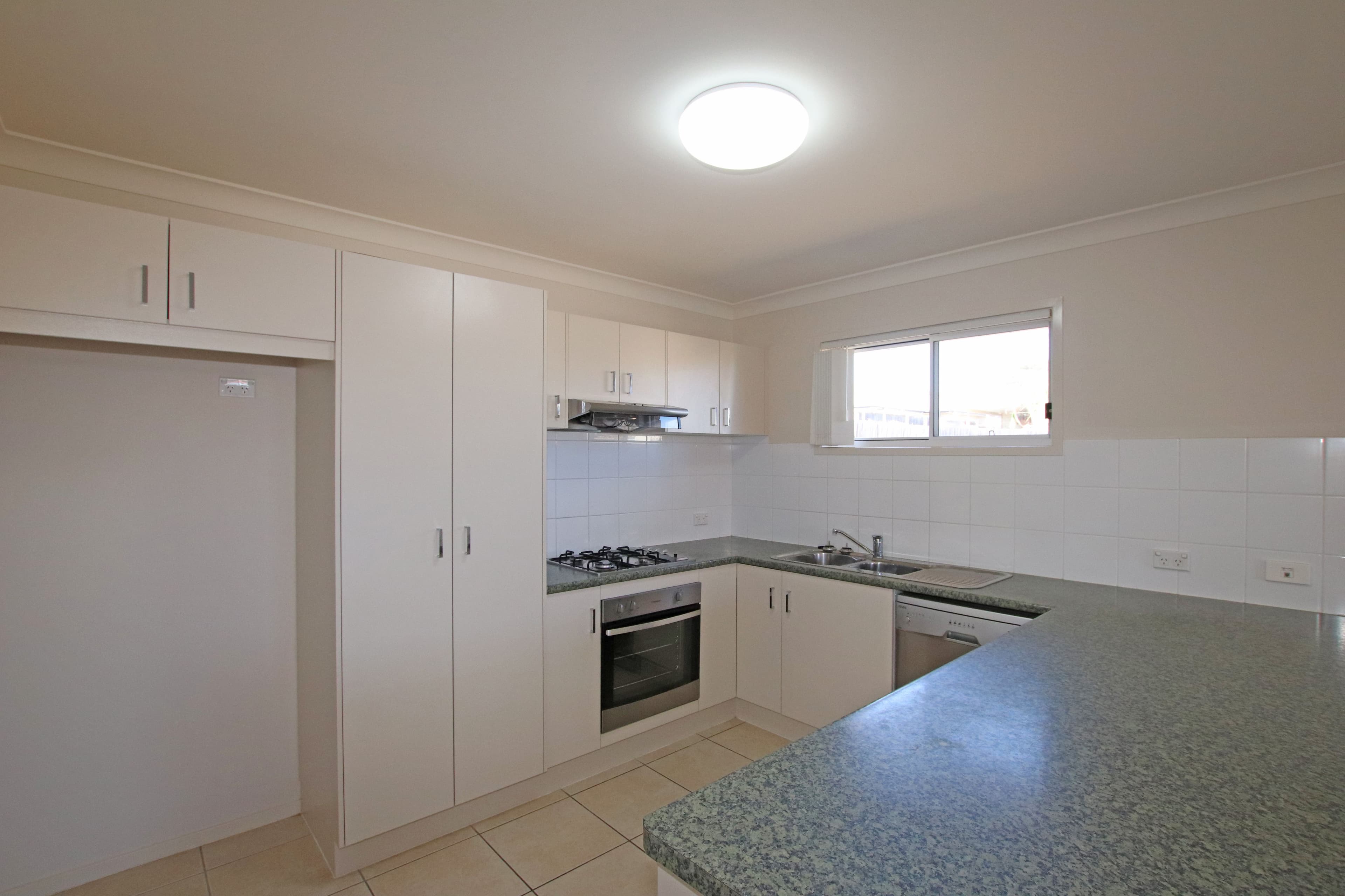 16 Panorama Drive, Biloela QLD 4715, Biloela - Thumbnail 3