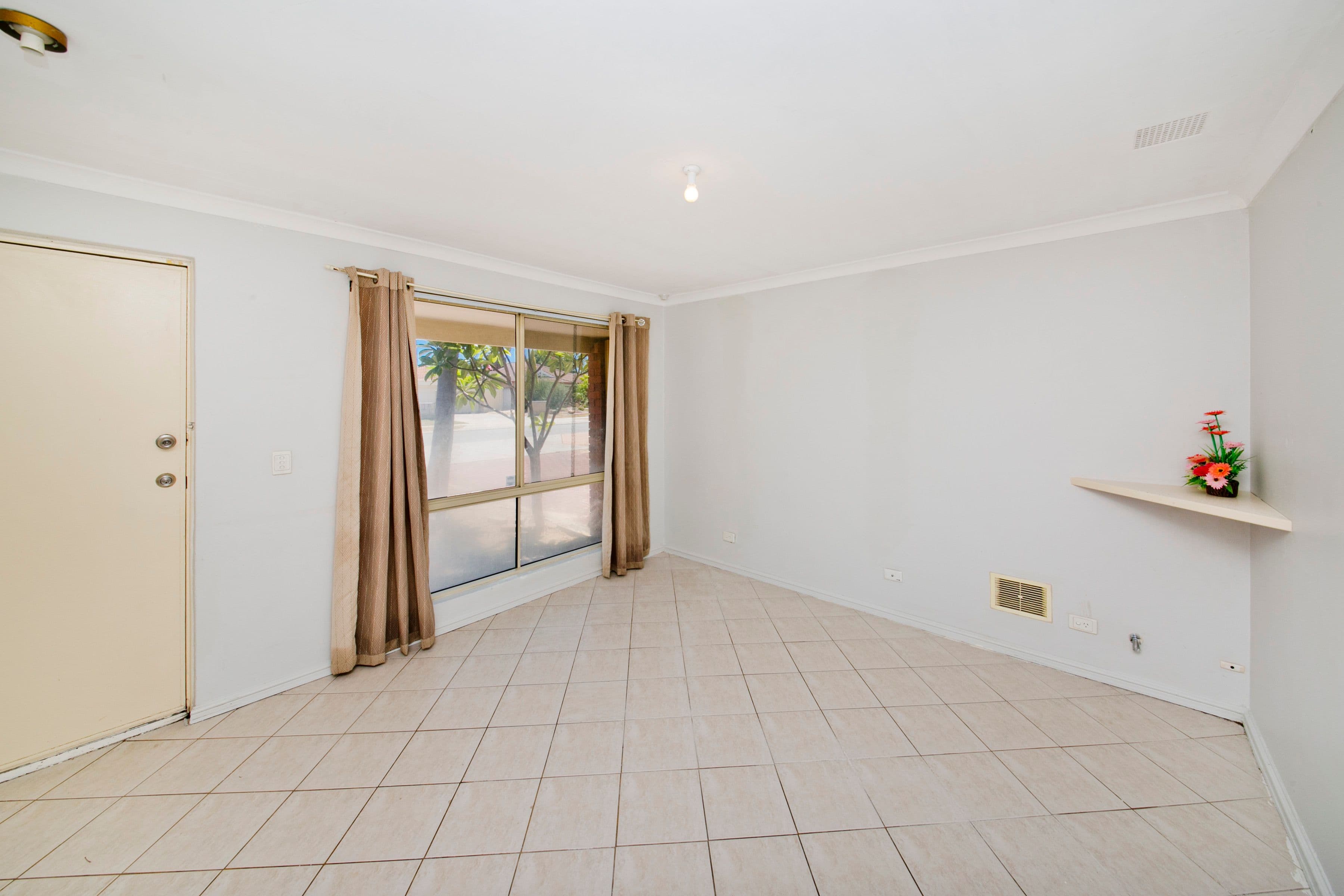 16 Bloodwood Drive, Marangaroo WA 6064, Marangaroo - Thumbnail 2