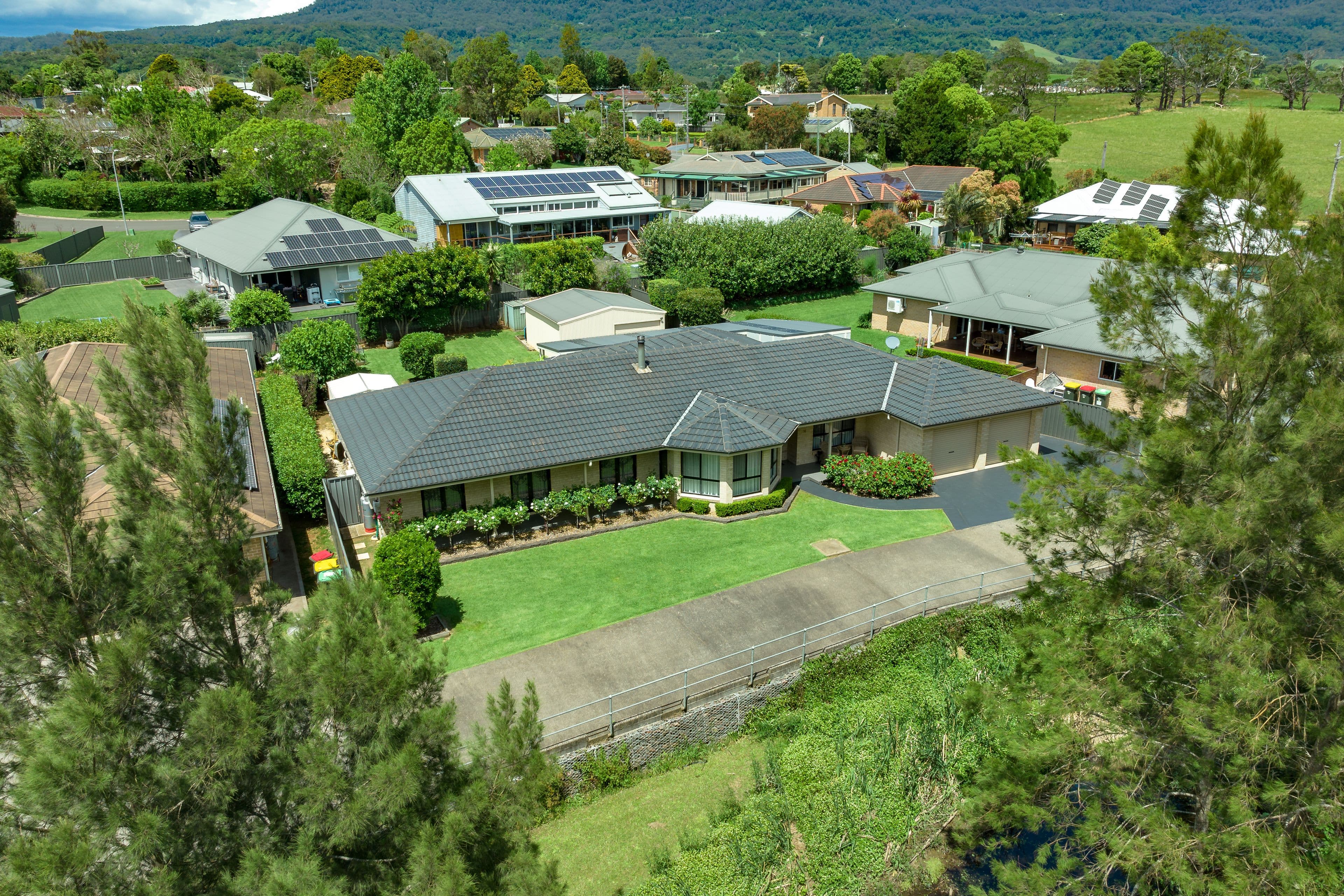 AVERYS RISE - Stage 6, Heddon Greta, Heddon Greta - Image 1