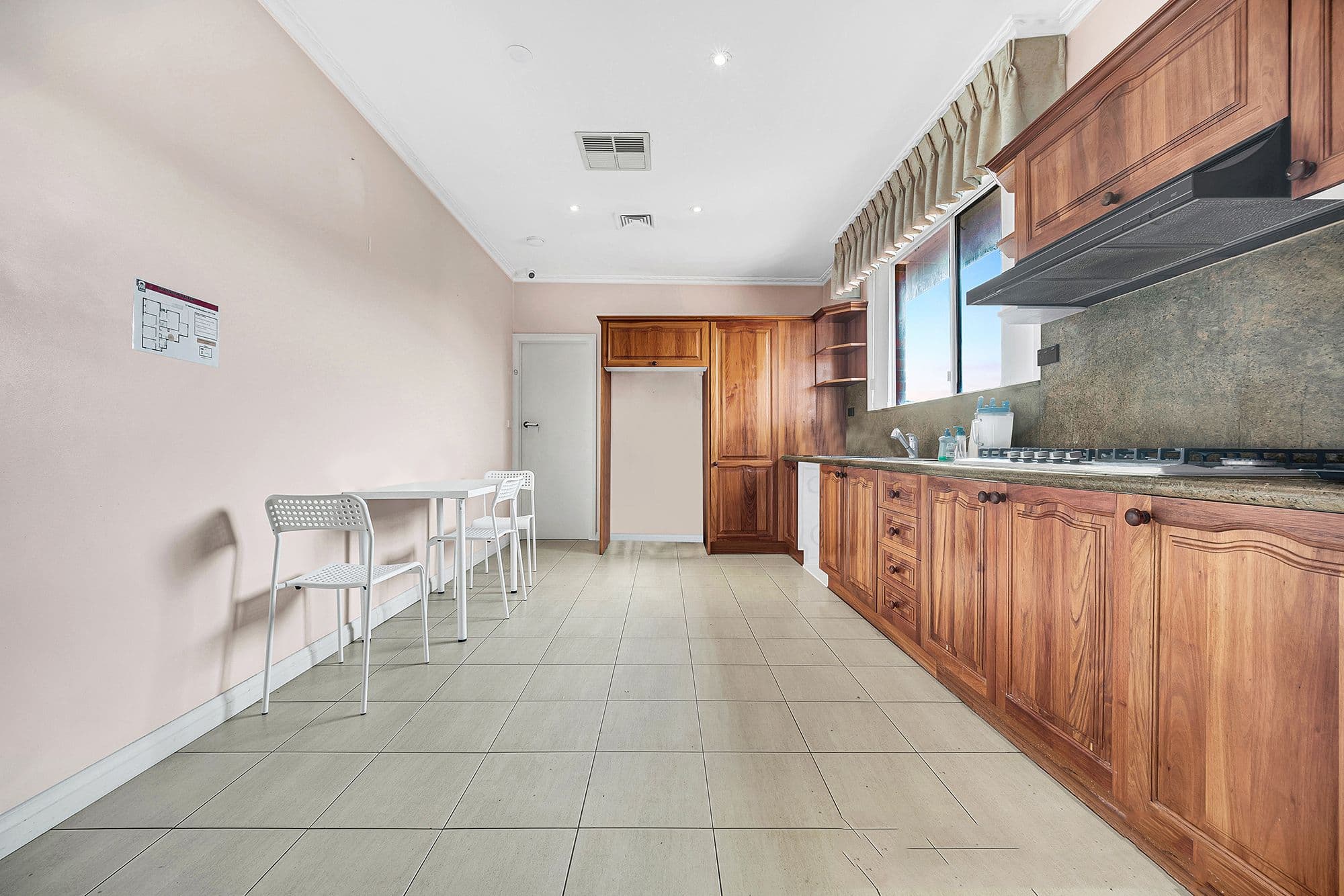 17 Service Road, Blackburn VIC 3130, Blackburn - Thumbnail 4