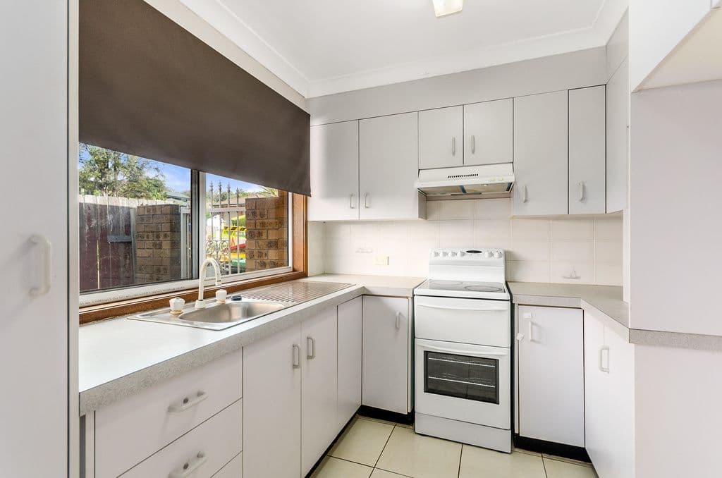 49 Macquarie Street, Albion Park NSW 2527, Albion Park - Thumbnail 3