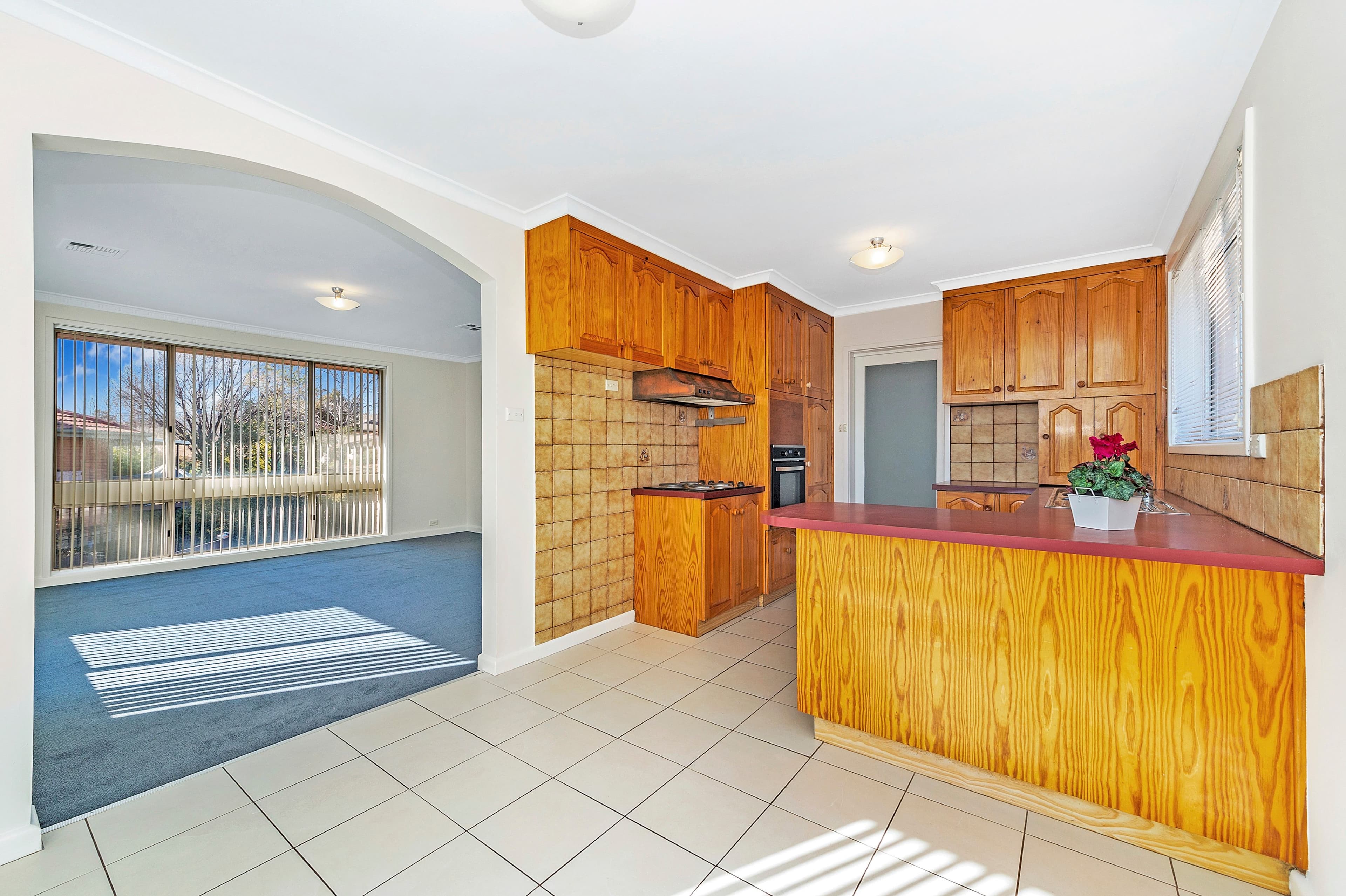 18 Pindari Cresent, Queanbeyan NSW 2620, Queanbeyan - Thumbnail 3