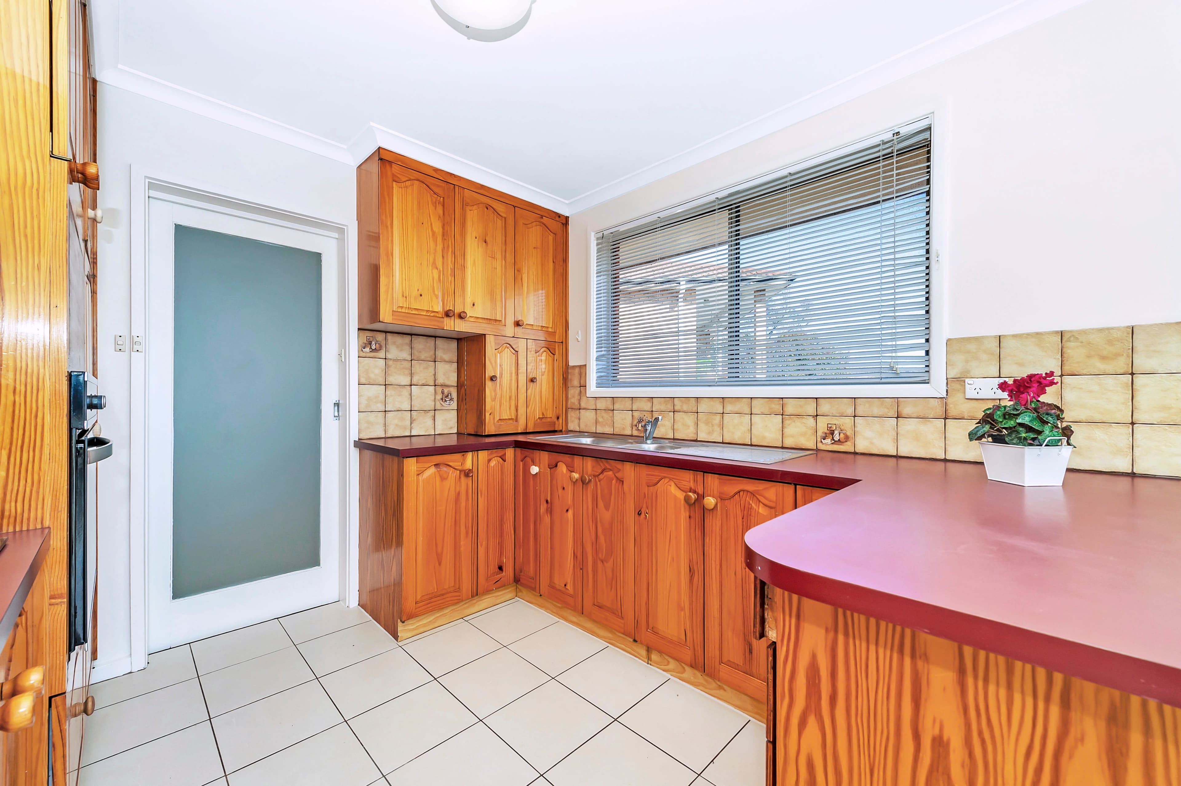 18 Pindari Cresent, Queanbeyan NSW 2620, Queanbeyan - Thumbnail 5