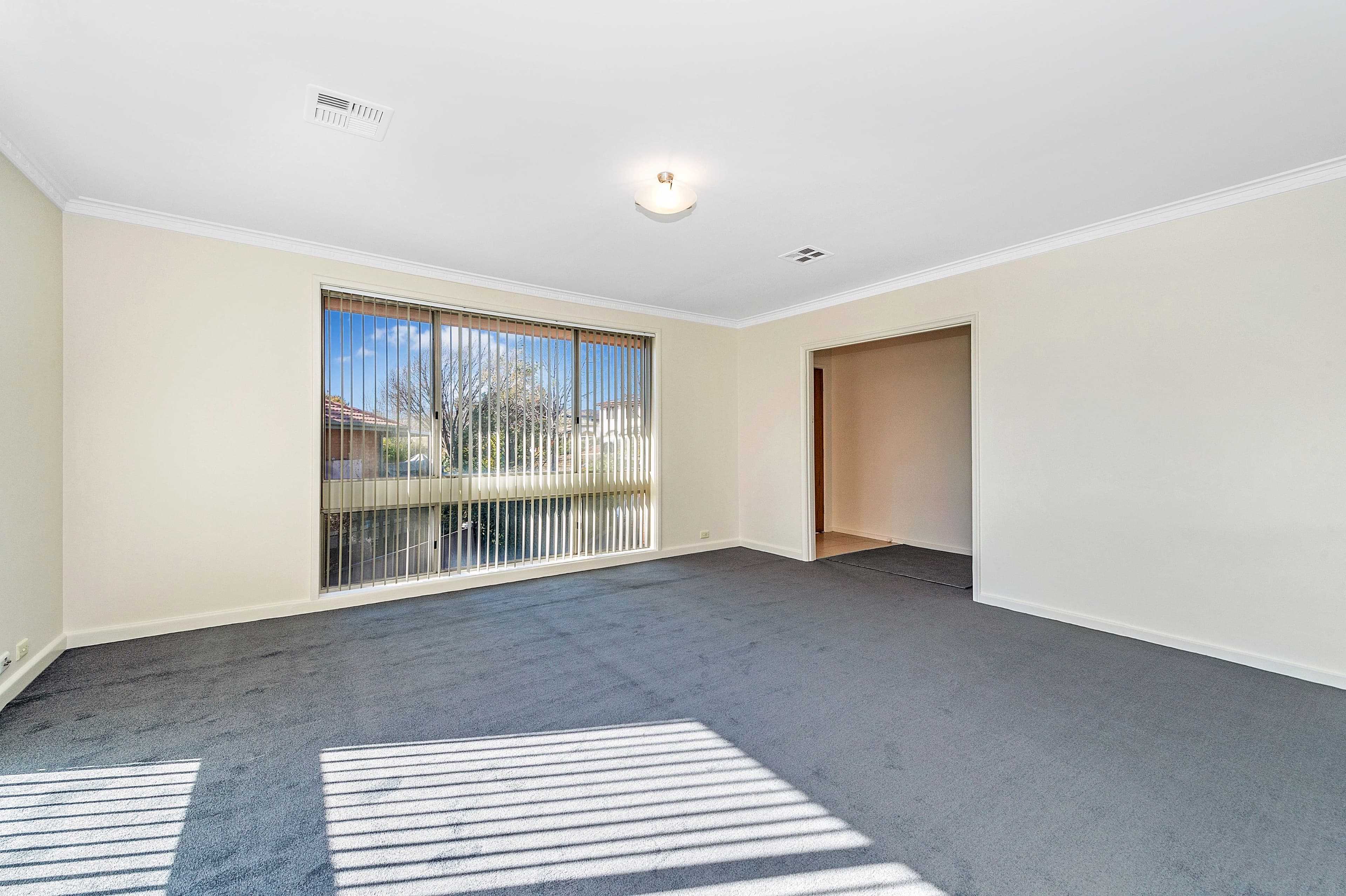 18 Pindari Cresent, Queanbeyan NSW 2620, Queanbeyan - Thumbnail 6