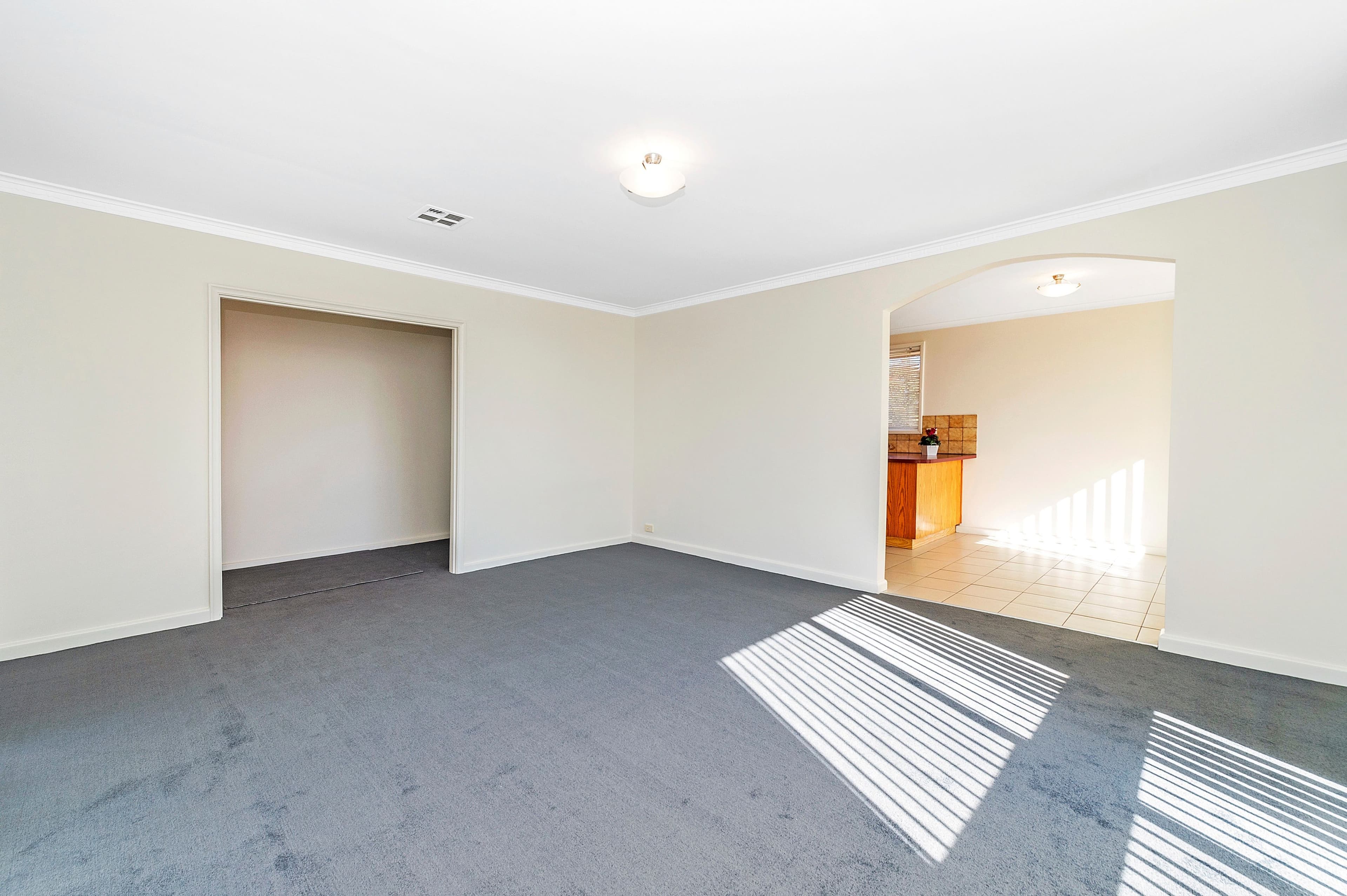 18 Pindari Cresent, Queanbeyan NSW 2620, Queanbeyan - Thumbnail 7