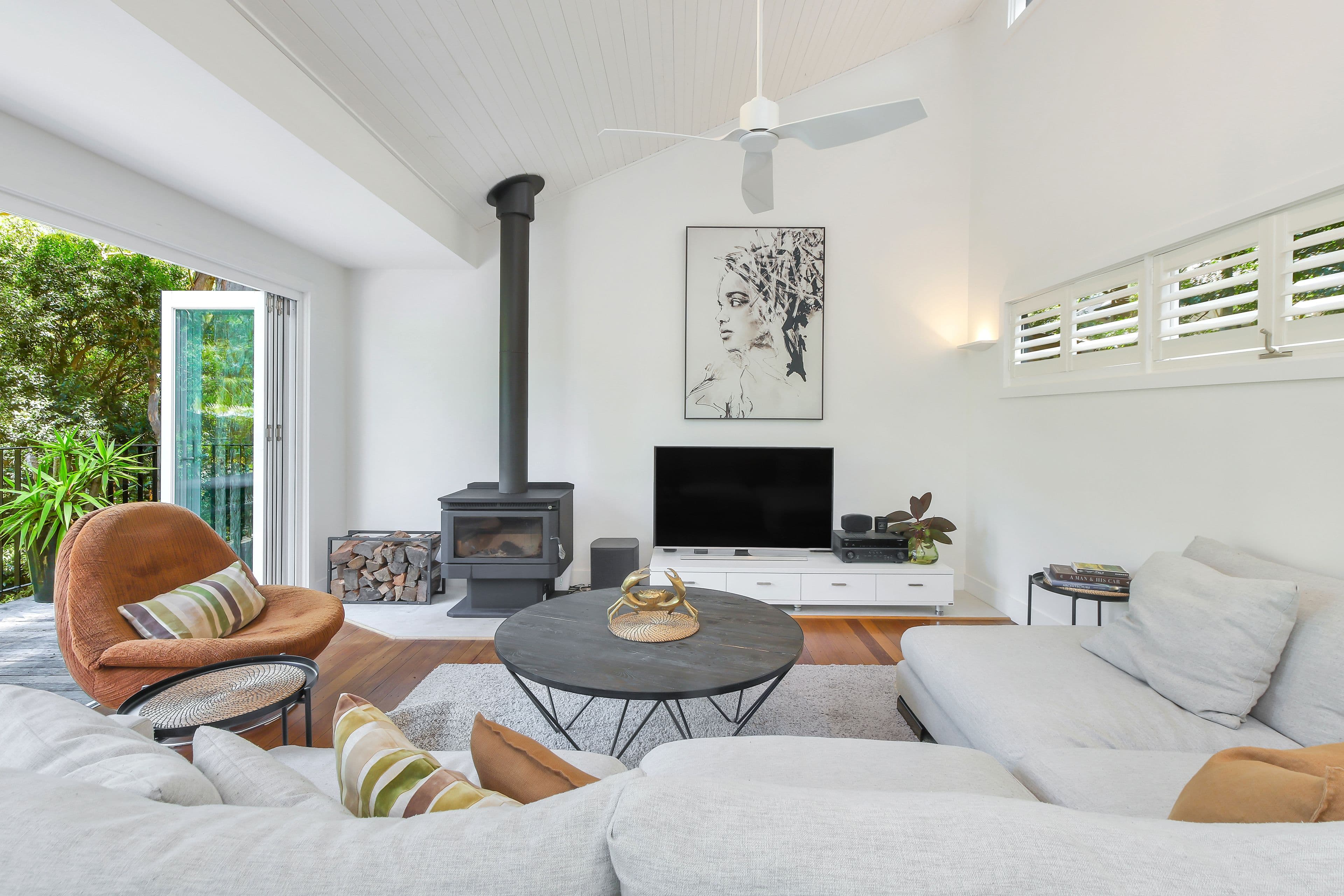 11 Franklin Avenue, Avoca Beach NSW 2251, Avoca Beach - Thumbnail 2
