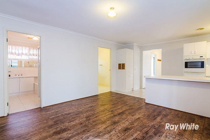 10 Bronhill Court, Cranbourne West VIC 3977, Cranbourne West - Thumbnail 6