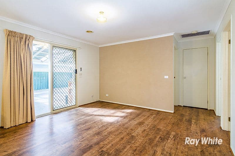 10 Bronhill Court, Cranbourne West VIC 3977, Cranbourne West - Thumbnail 7