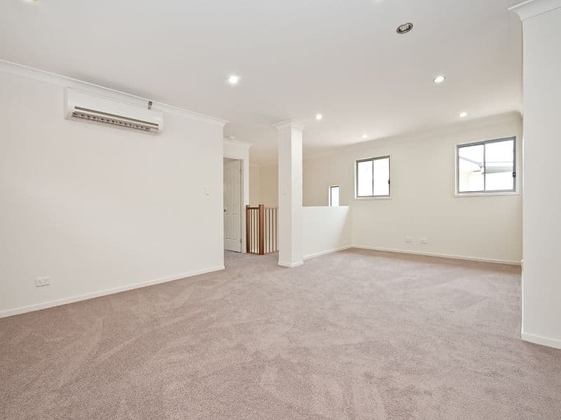 30 Turner Street, CORINDA QLD 4075, Corinda - Thumbnail 7