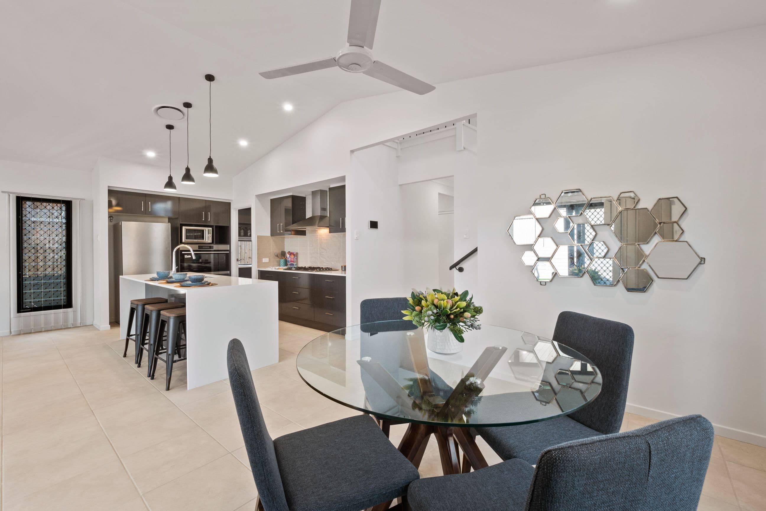 348 Canvey Road, Upper Kedron QLD 4055, Upper Kedron - Thumbnail 3