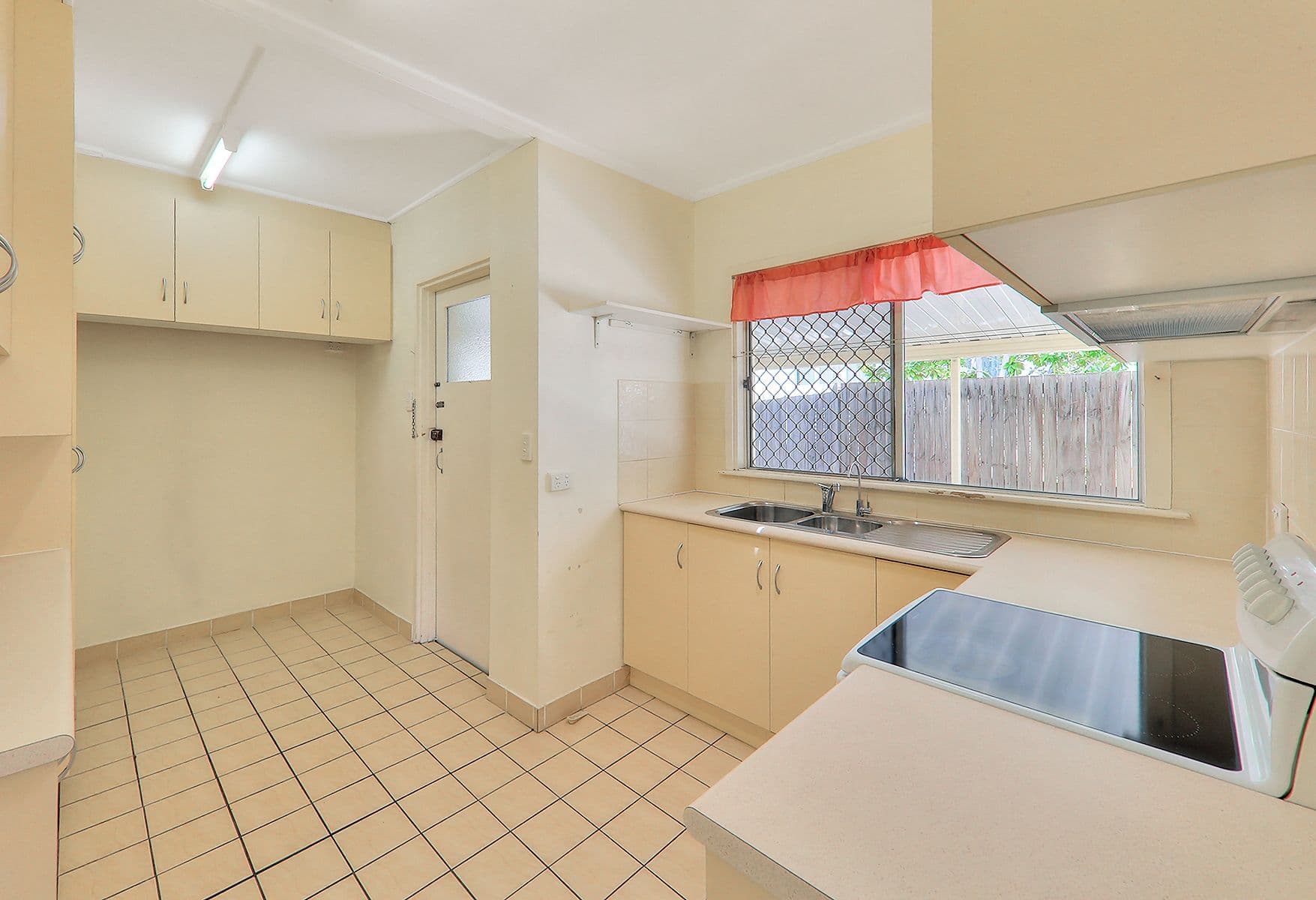 62 Abbeville Street, Upper Mount Gravatt QLD 4122, Upper Mount Gravatt - Thumbnail 5