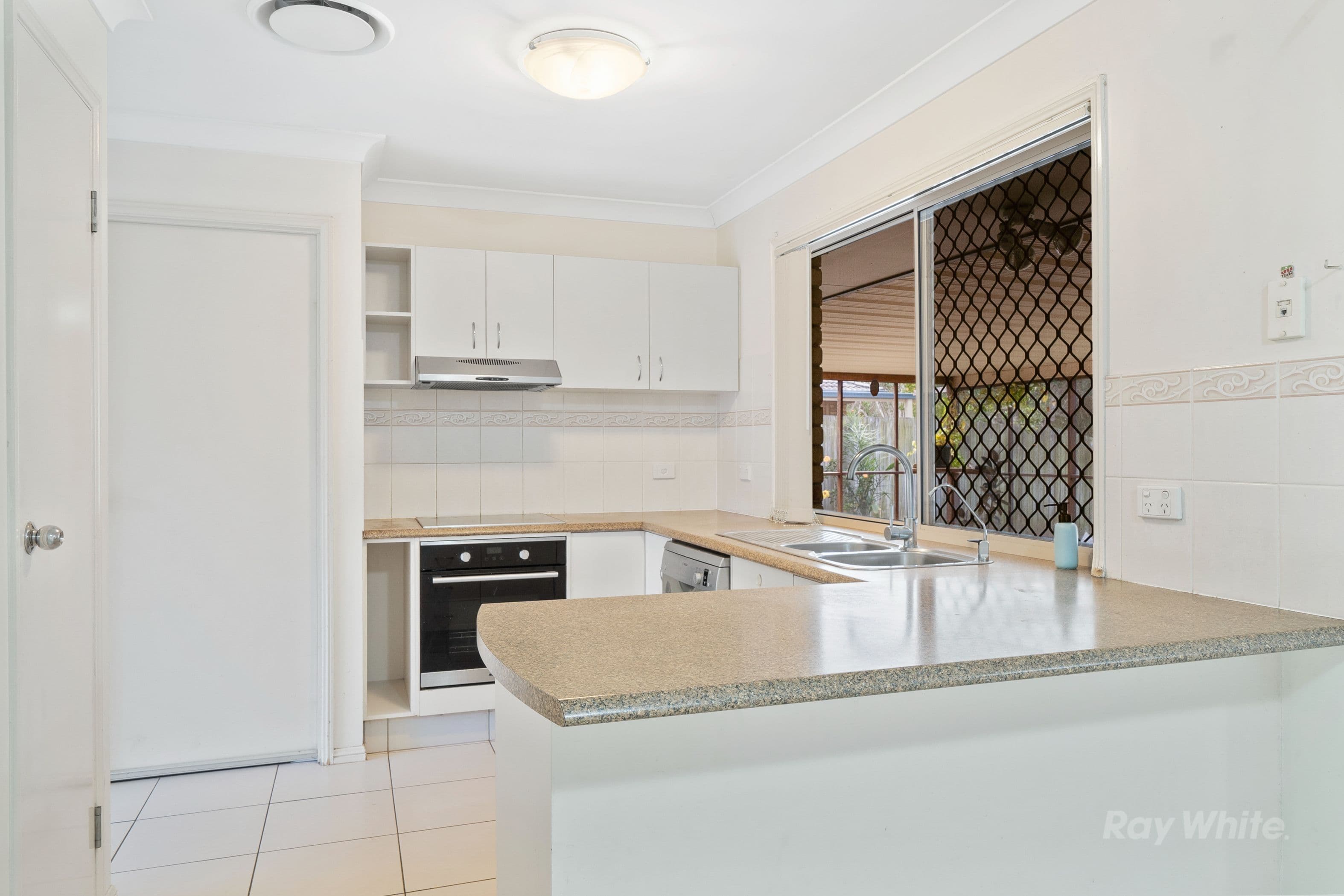 53 Cumberland Crescent, Heritage Park QLD 4118, Heritage Park - Thumbnail 8