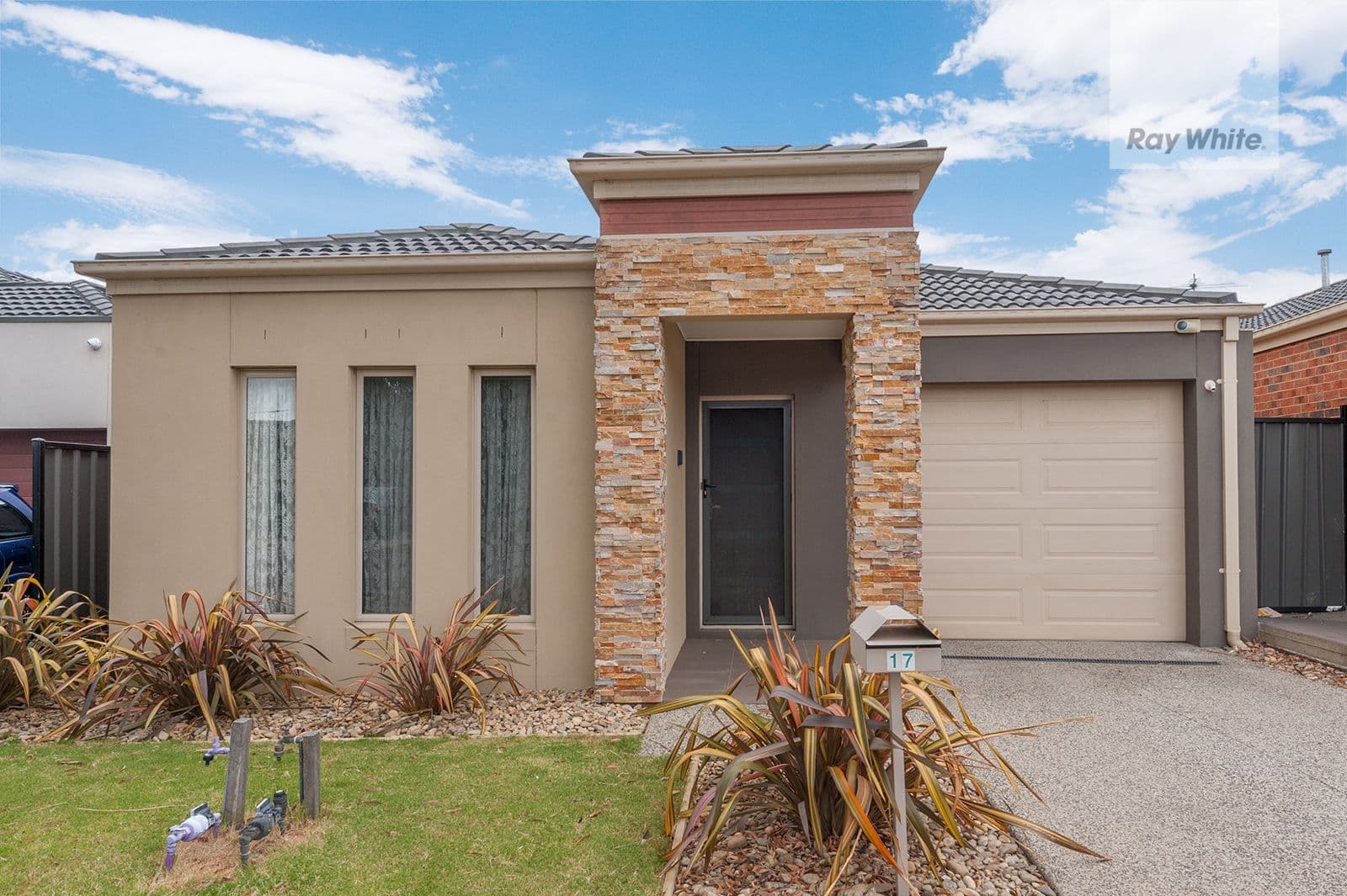 17 Humber Street, Craigieburn VIC 3064, Craigieburn - Image 1