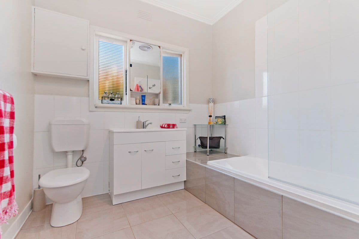 102 Kelp Street, WARRNAMBOOL VIC 3280, Warrnambool - Thumbnail 5