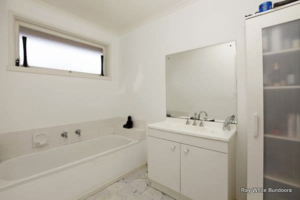 10 Neilsen Crescent, BUNDOORA VIC 3083, Bundoora - Thumbnail 6