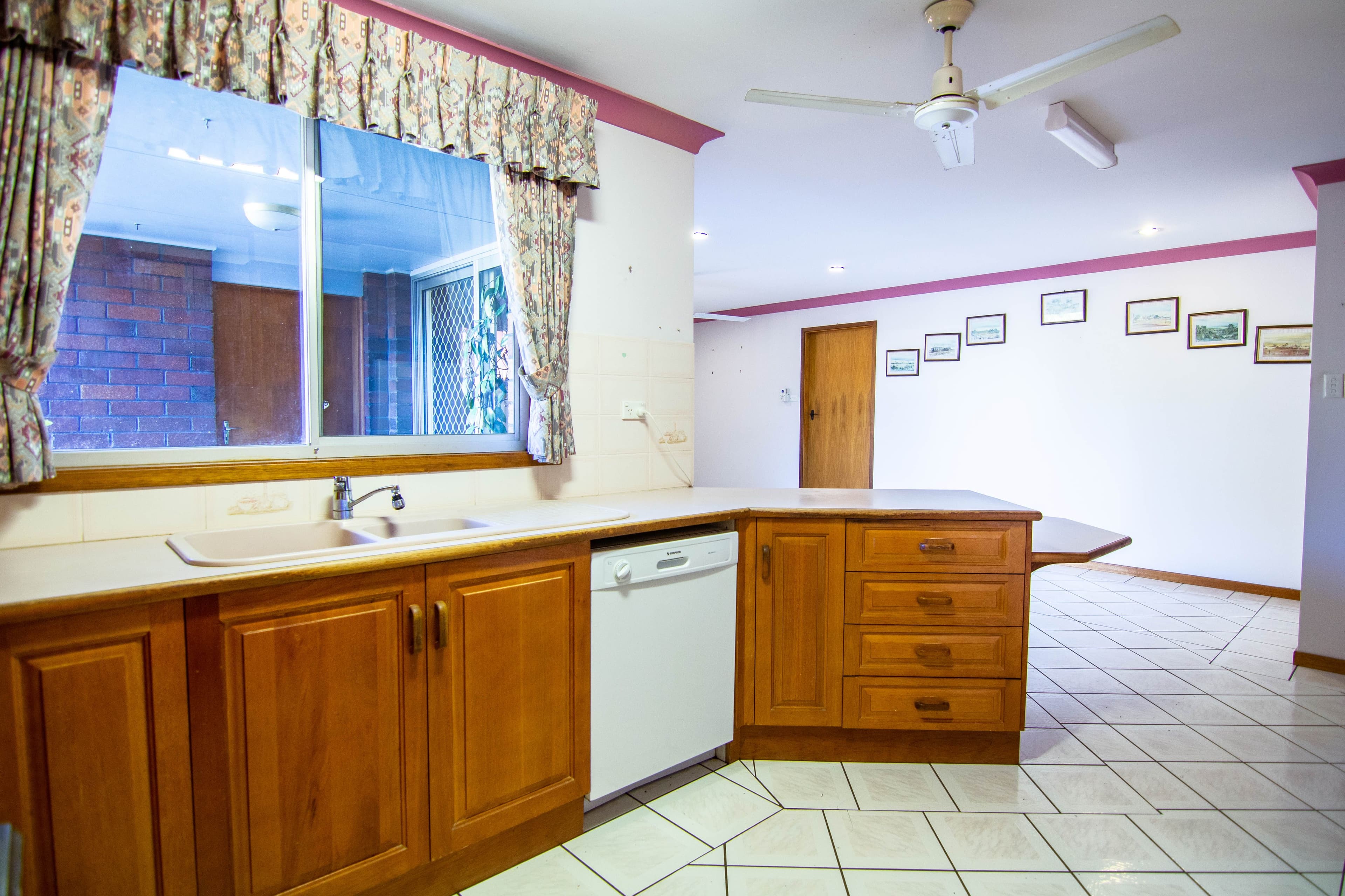 12 Park Avenue, Cundletown - Thumbnail 2