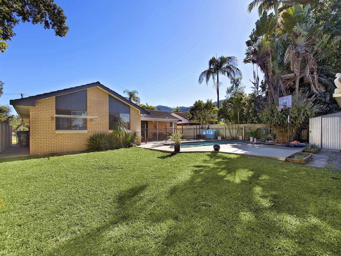 8 Dianne Close, Coffs Harbour - Thumbnail 2