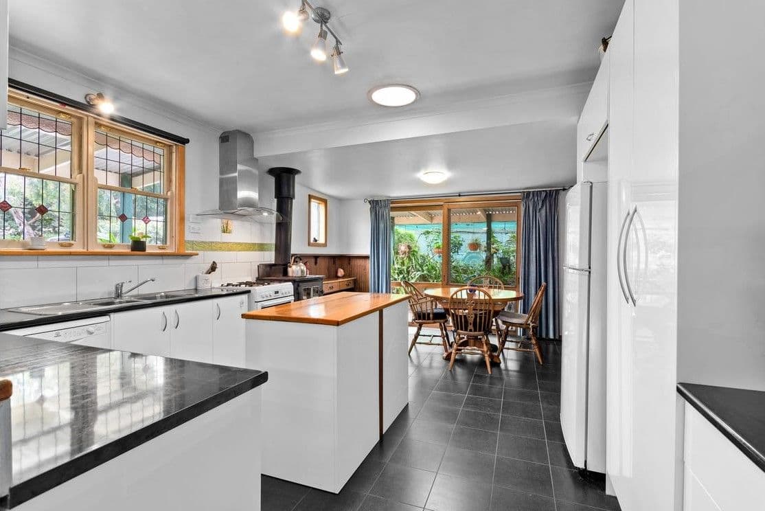 72 Caledonia Street, St Andrews VIC 3761, St Andrews - Thumbnail 3