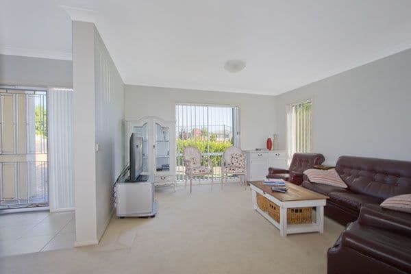 35 Rochdale Circuit, STANHOPE GARDENS NSW 2768, Stanhope Gardens - Thumbnail 3
