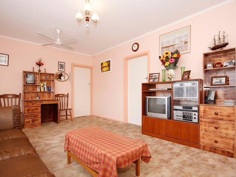 5 Woocalla Street, O'SULLIVAN BEACH SA 5166, O'Sullivan Beach - Thumbnail 2