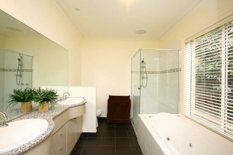 5 Rosemary Court, BERWICK VIC 3806, Berwick - Thumbnail 7