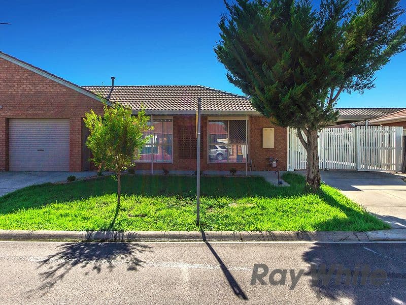 36 Kiparra Close, St Albans VIC 3021, St Albans - Image 1