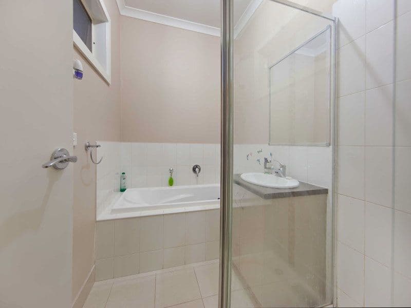22 Hillpark Drive, MORNINGTON VIC 3931, Mornington - Thumbnail 5