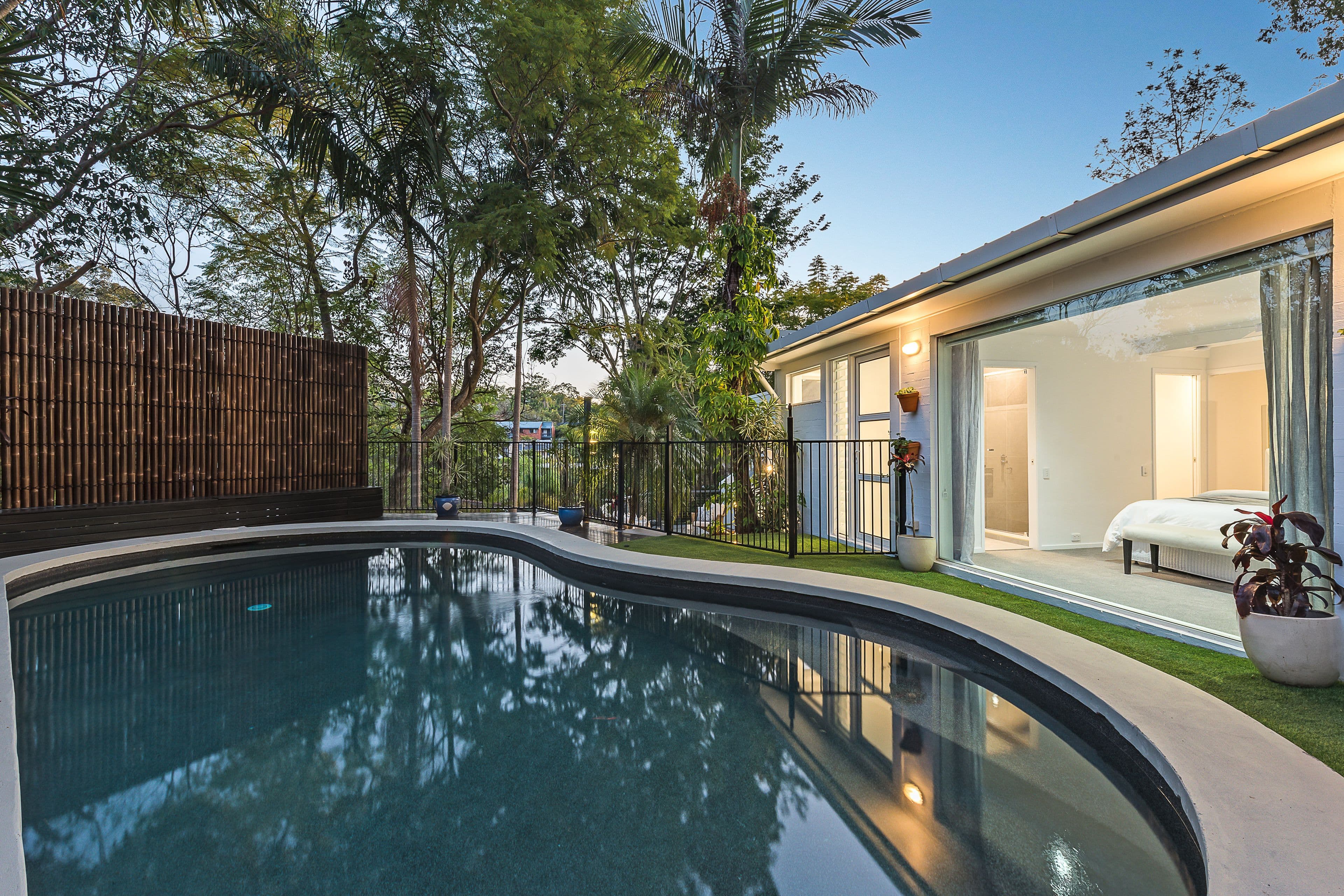 15 Praeger Street, Chapel Hill QLD 4069, Chapel Hill - Thumbnail 2