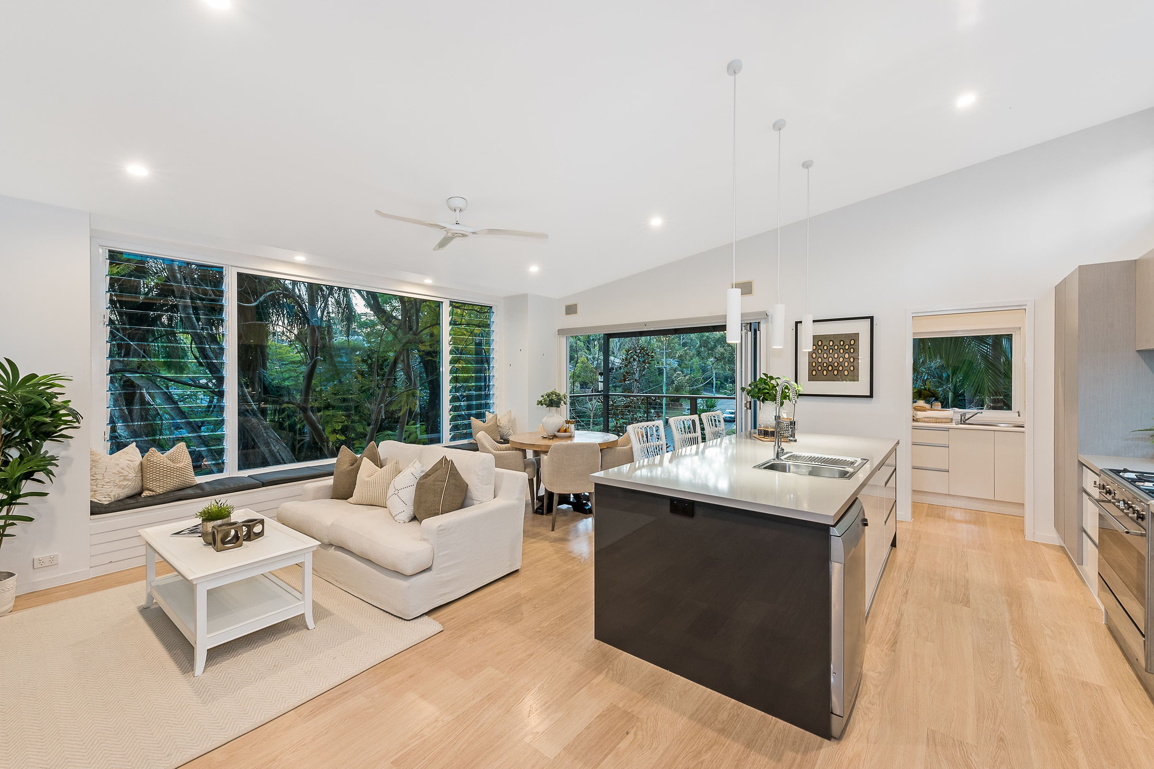15 Praeger Street, Chapel Hill QLD 4069, Chapel Hill - Thumbnail 5