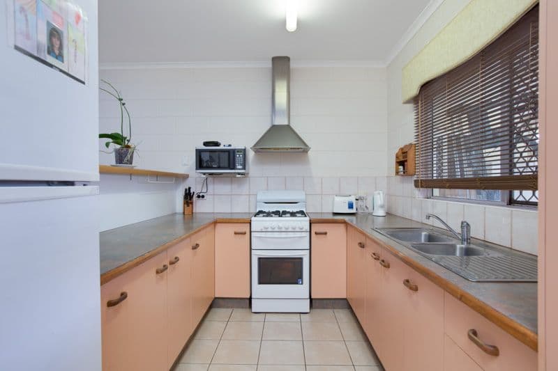 4 Fife Close, MOUNT SHERIDAN QLD 4868, Mount Sheridan - Thumbnail 3