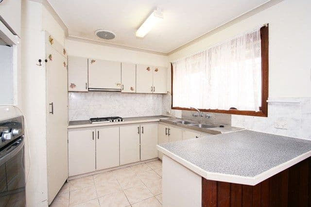 3 Banksia Crescent, HOPPERS CROSSING VIC 3029, Hoppers Crossing - Thumbnail 2