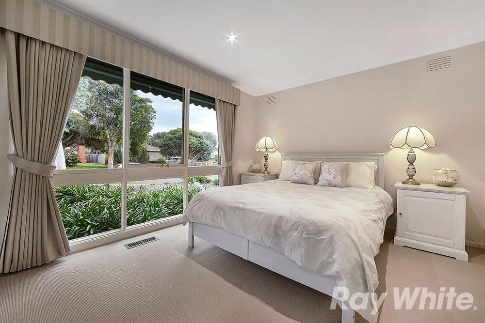 6 Alderbrook Avenue, Mulgrave VIC 3170, Mulgrave - Thumbnail 5