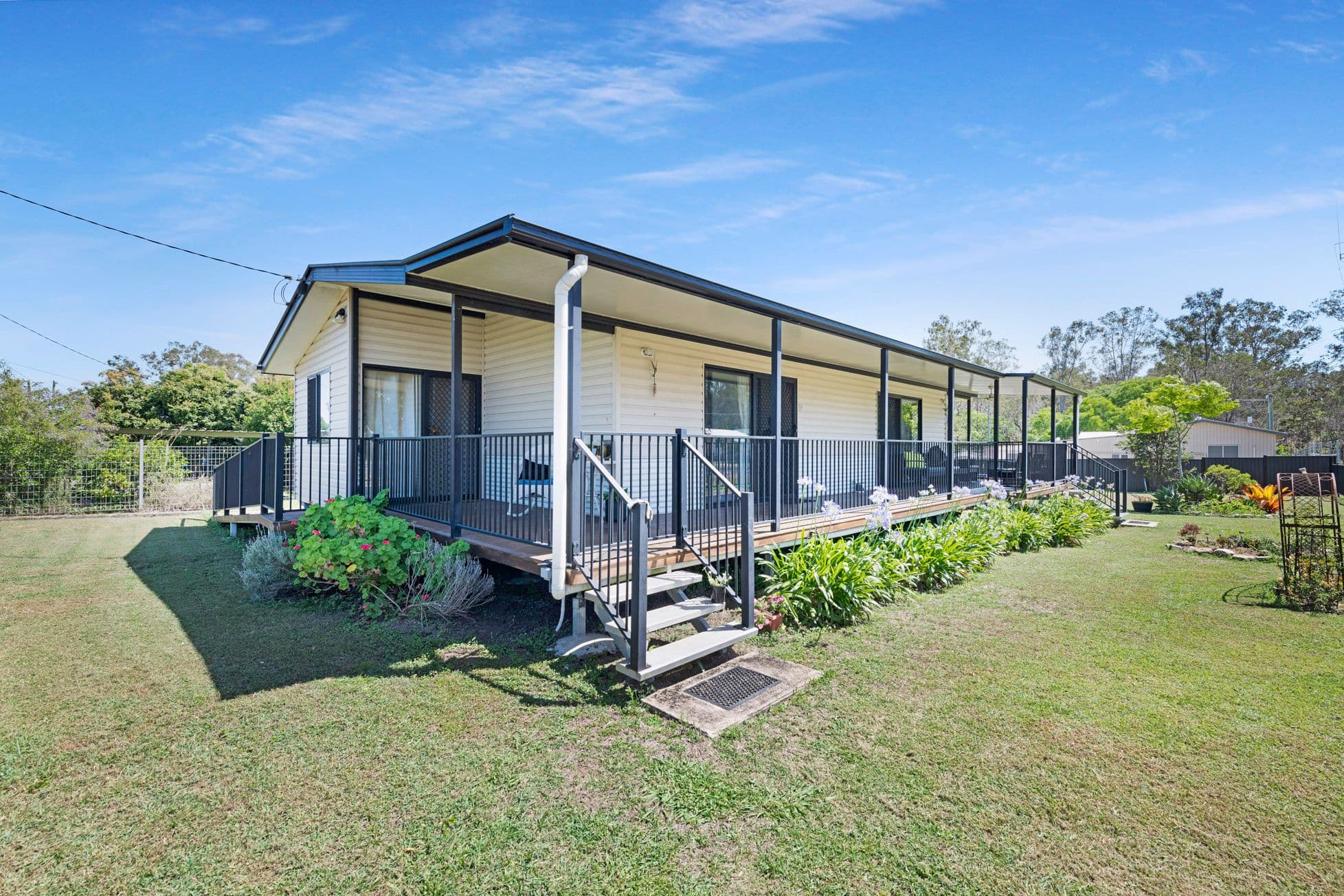 19 Milden Street, Gin Gin QLD 4671, Gin Gin - Thumbnail 2