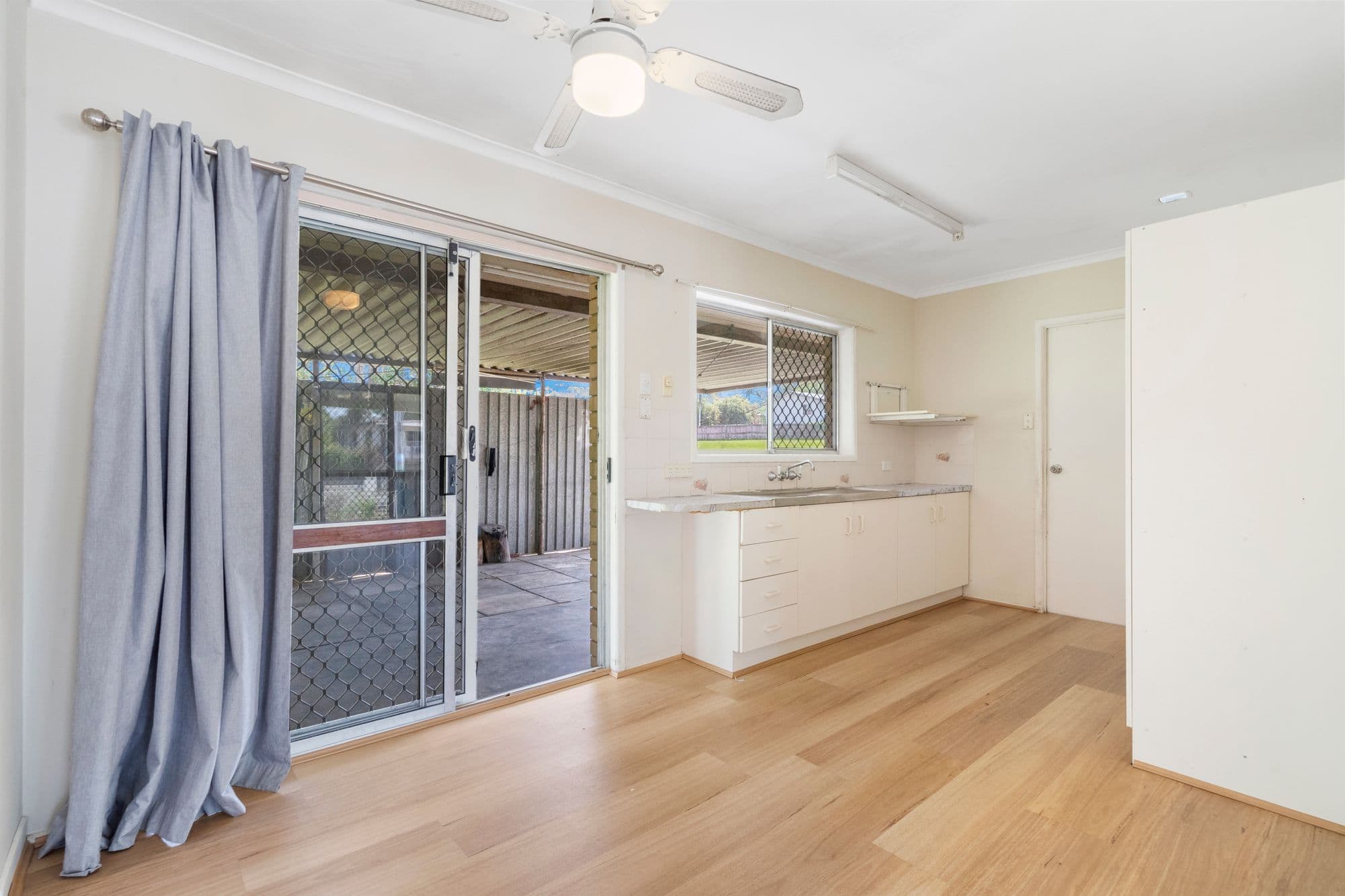 18 Anthony Street, Kingston QLD 4114, Kingston - Thumbnail 7