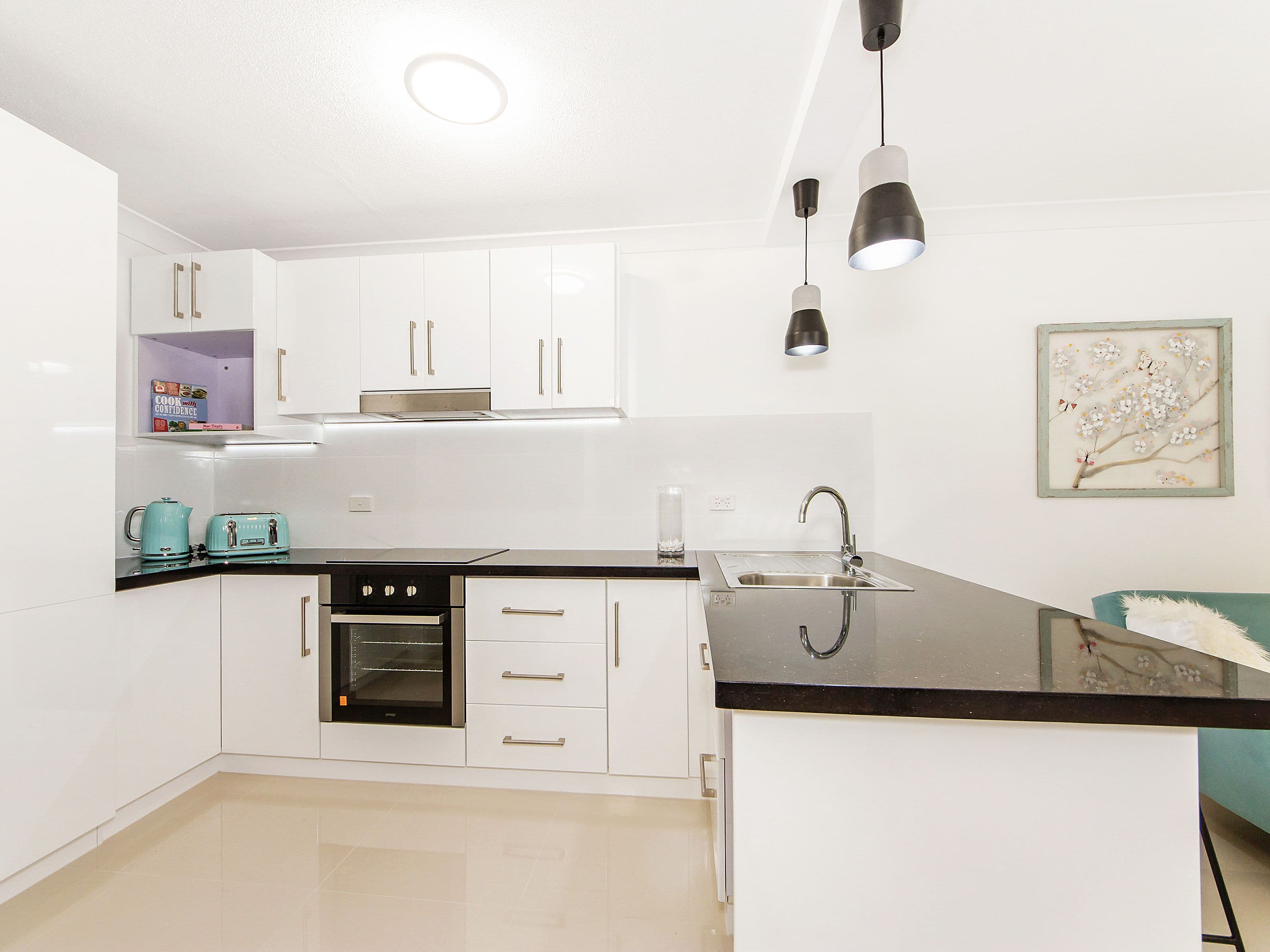 19 Monaco Street, Surfers Paradise QLD 4217, Surfers Paradise - Thumbnail 2