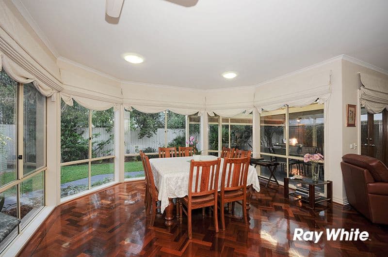 7 Earls Court, WANTIRNA SOUTH VIC 3152, Wantirna South - Thumbnail 5