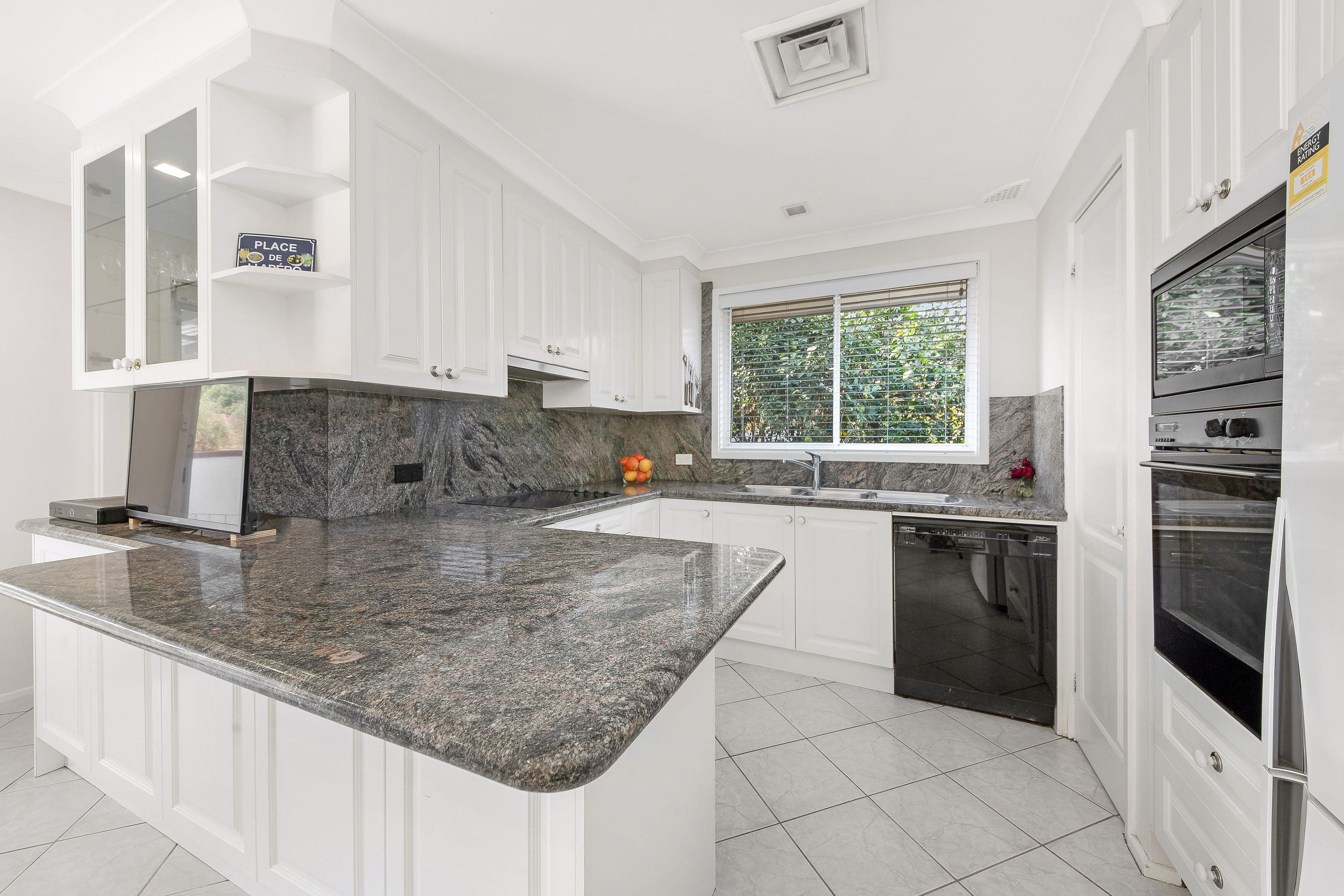 4 Julian Place, Sefton NSW 2162, Sefton - Thumbnail 3