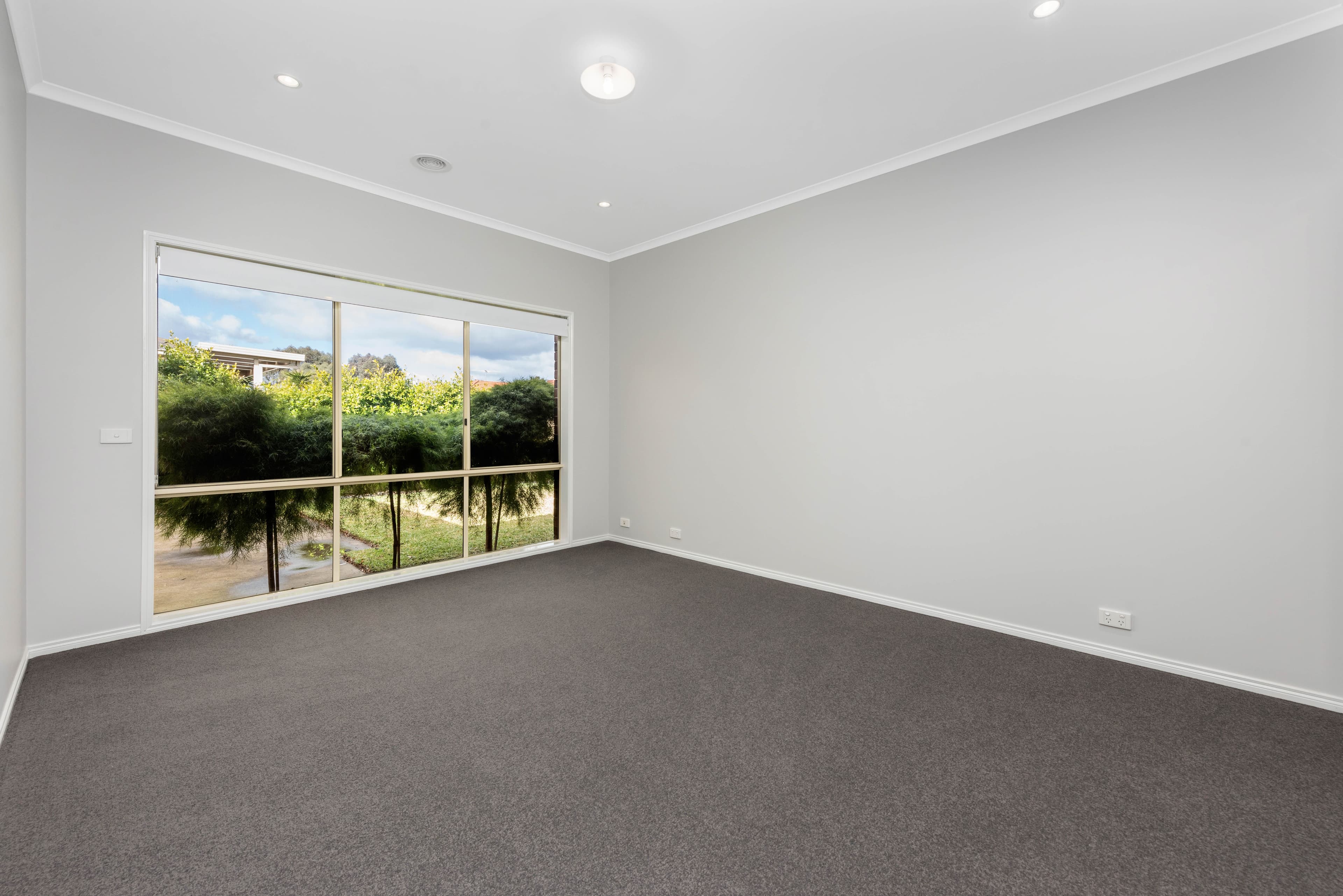 13 Cartier Way, South Morang VIC 3752, South Morang - Thumbnail 4