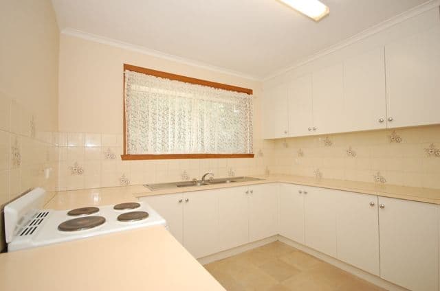 18 Gladstone Street, Lilydale VIC 3140, Lilydale - Thumbnail 3