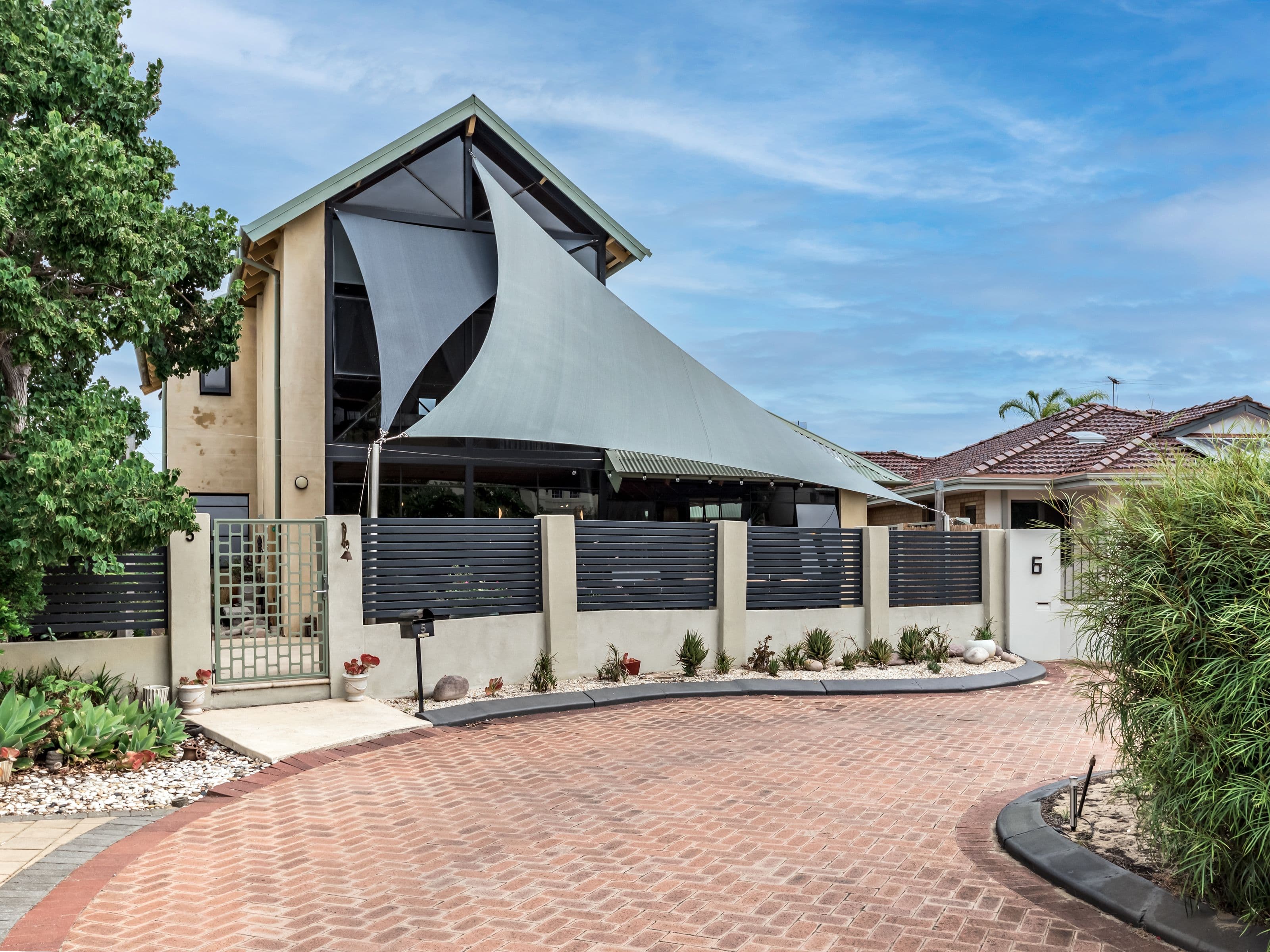 2 Johnson Road, Maylands WA 6051, Maylands - Thumbnail 2